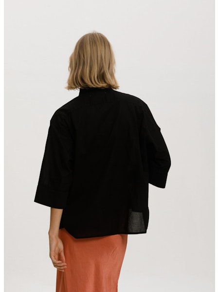 Graduate Shirt l Black