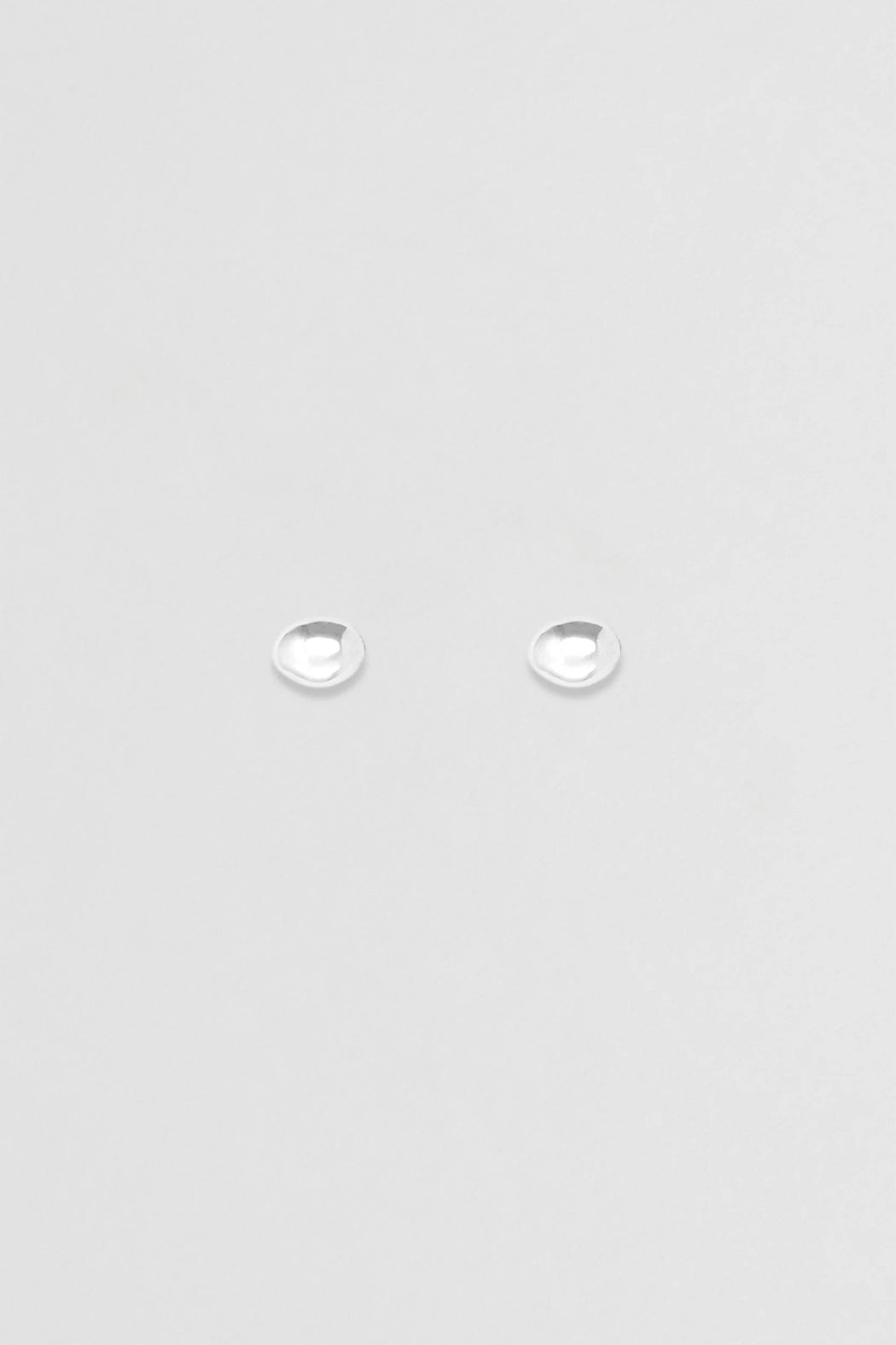 Figure Studs | Silver