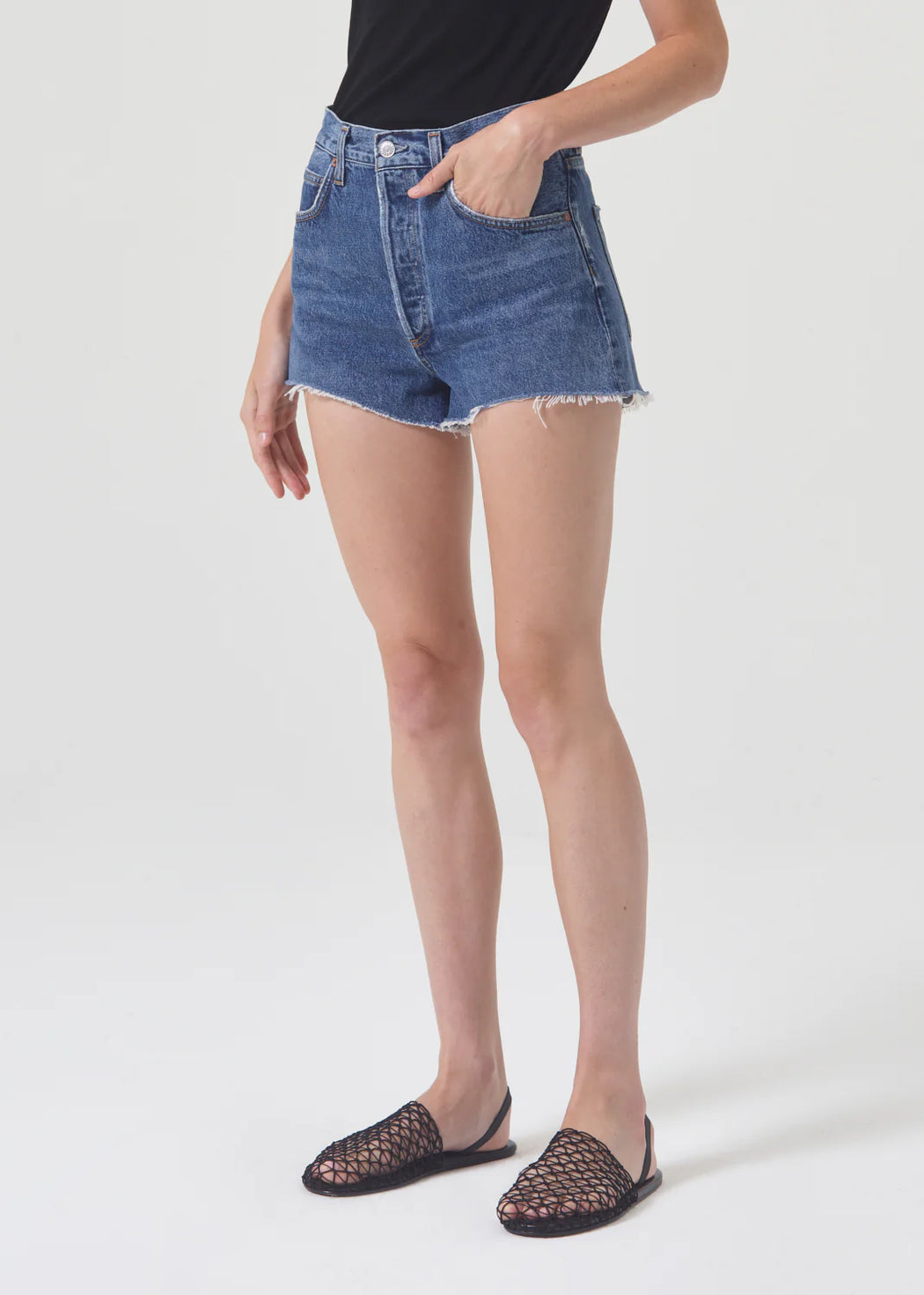 Mila Short l Enamour