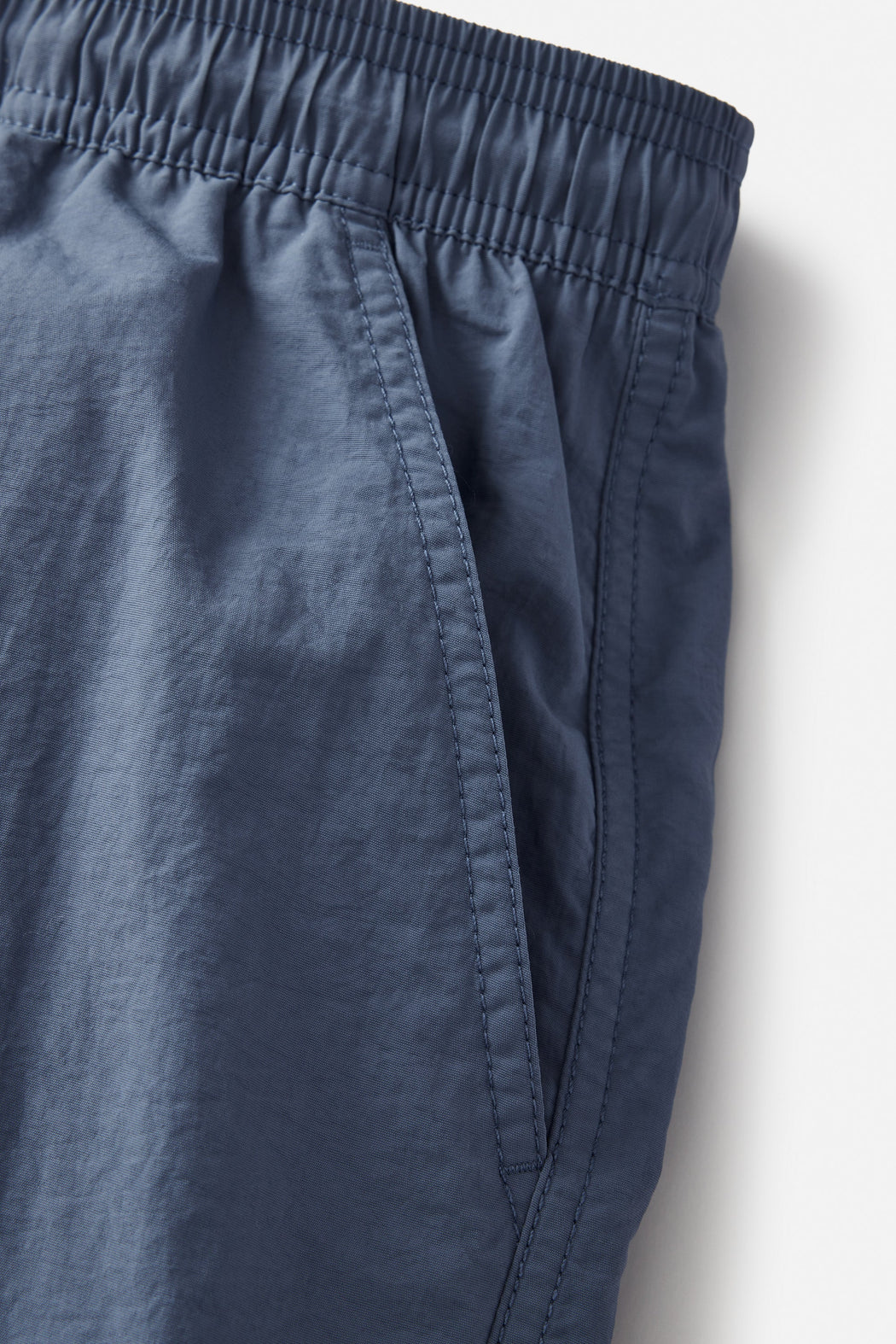 Poolside Volley | Washed Blue