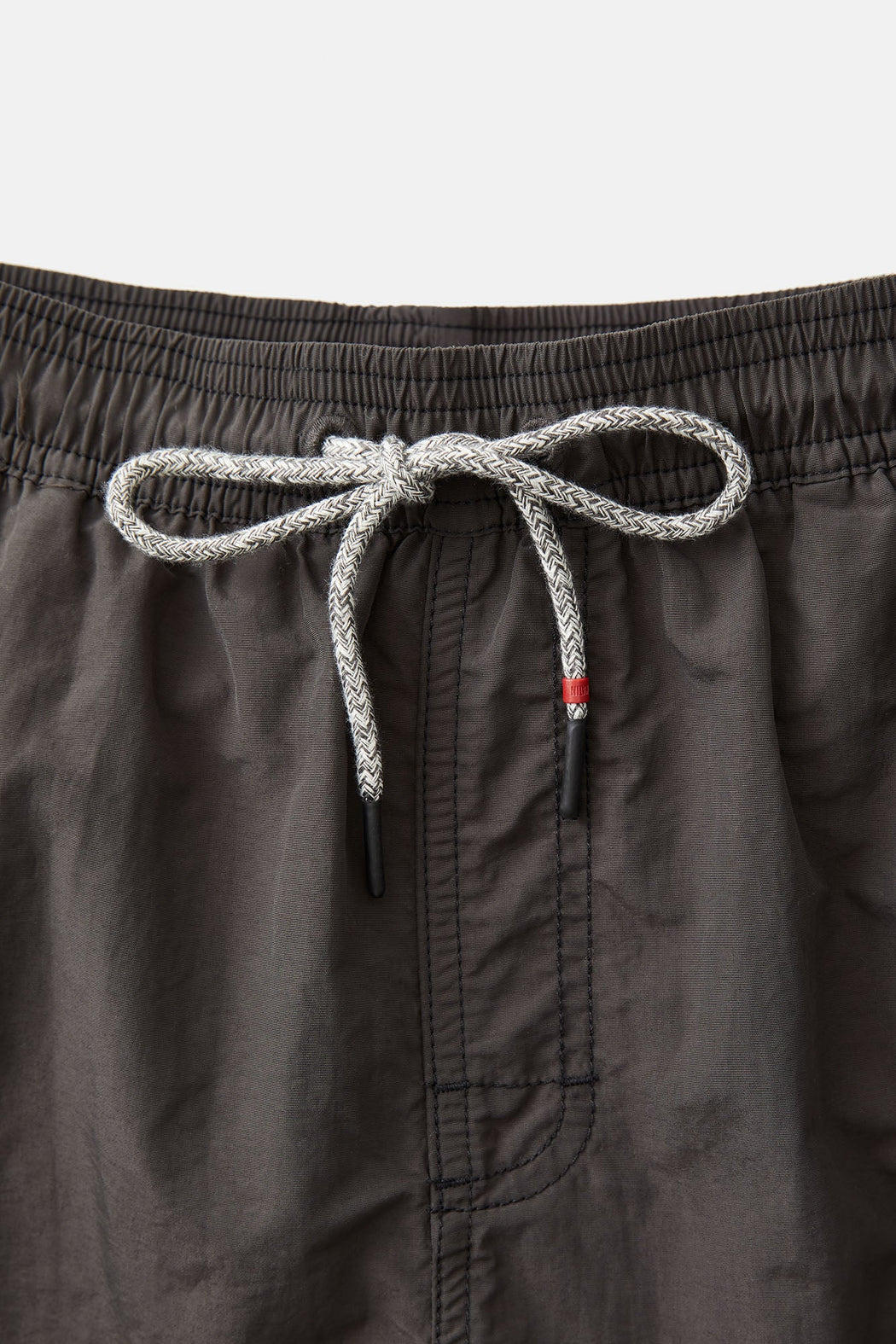 Poolside Volley | Black Wash