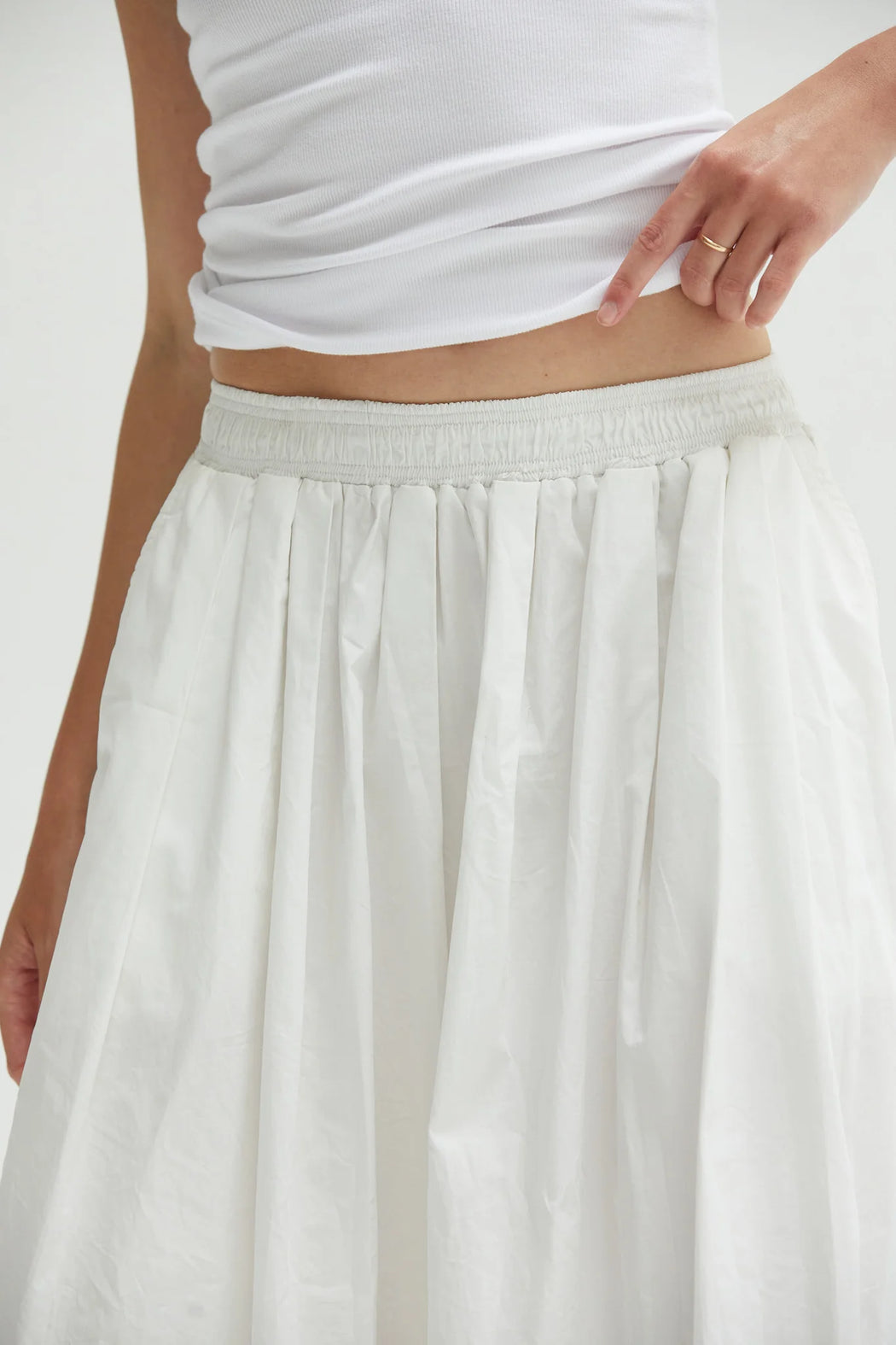 Kate Poplin Pleated Skirt | White