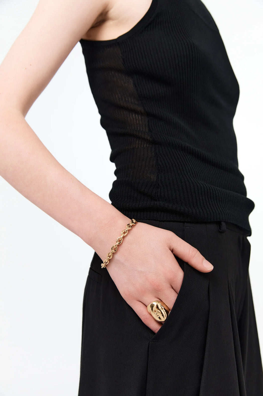 Dylan Dome Ring | Gold