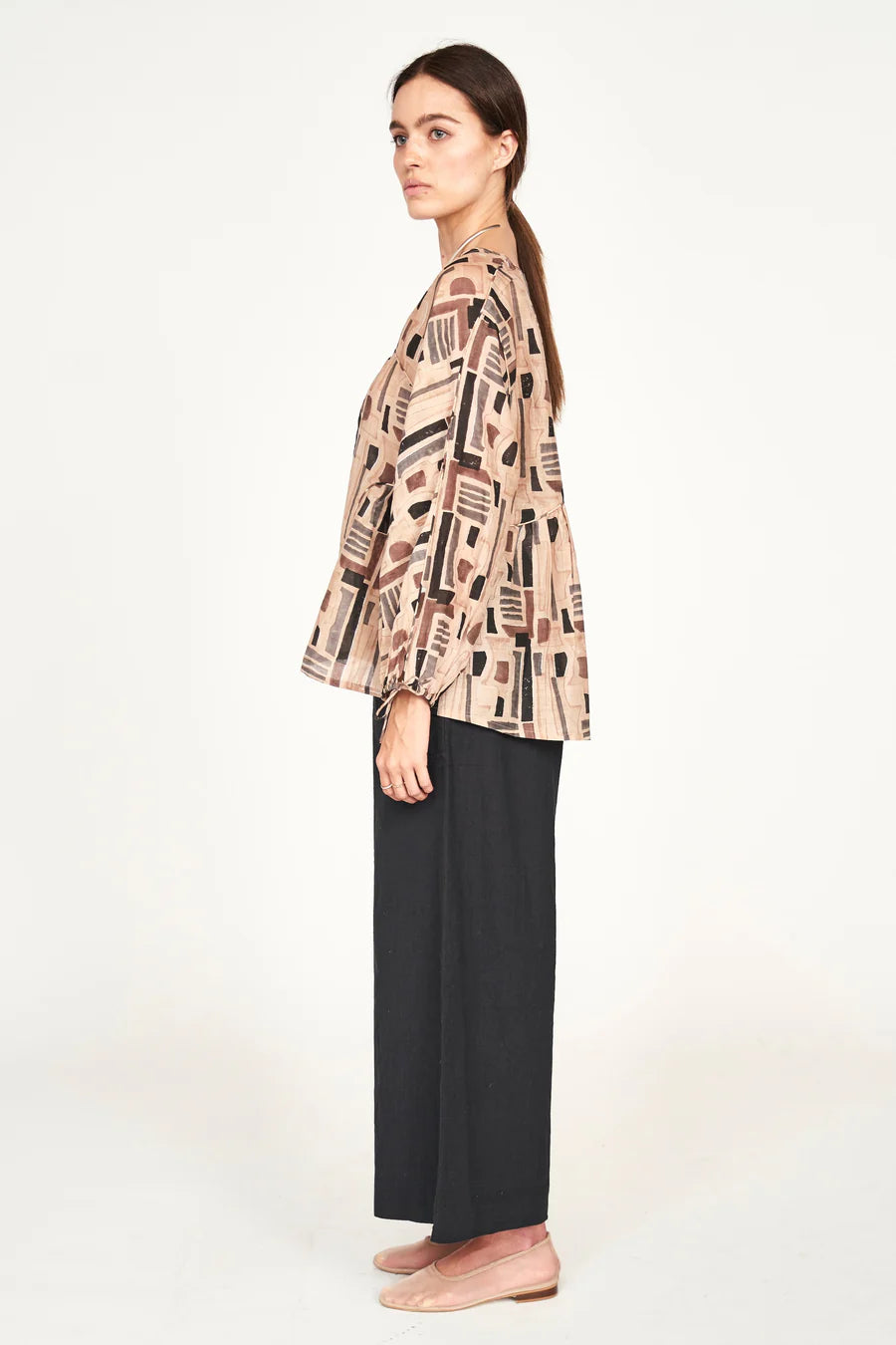 Petaluma Blouse l Sand Labyrinth