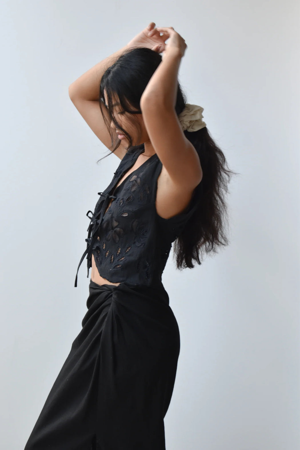 Flower Lace Vest | Black