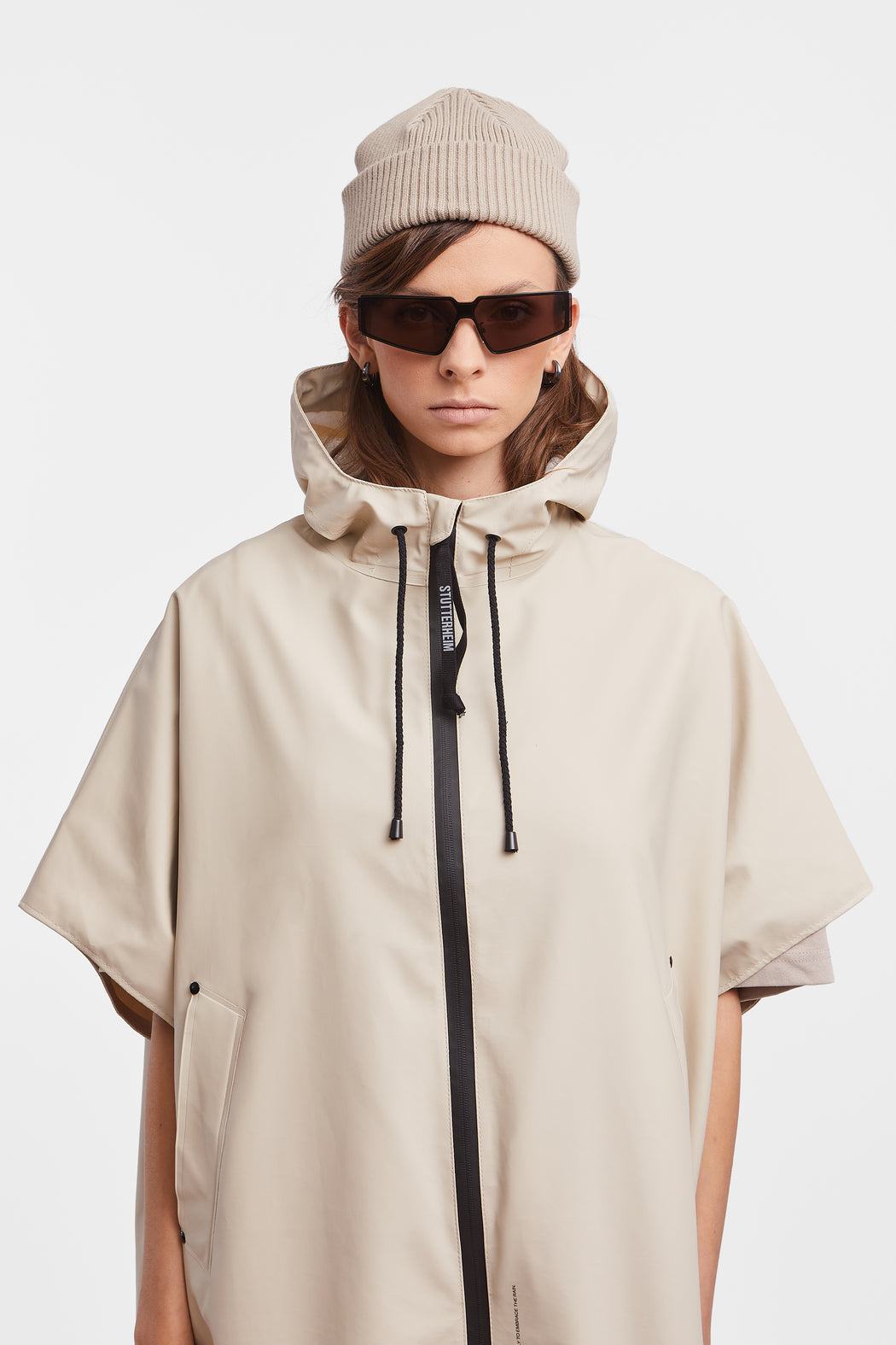 Lomma Zip Poncho | Oyster