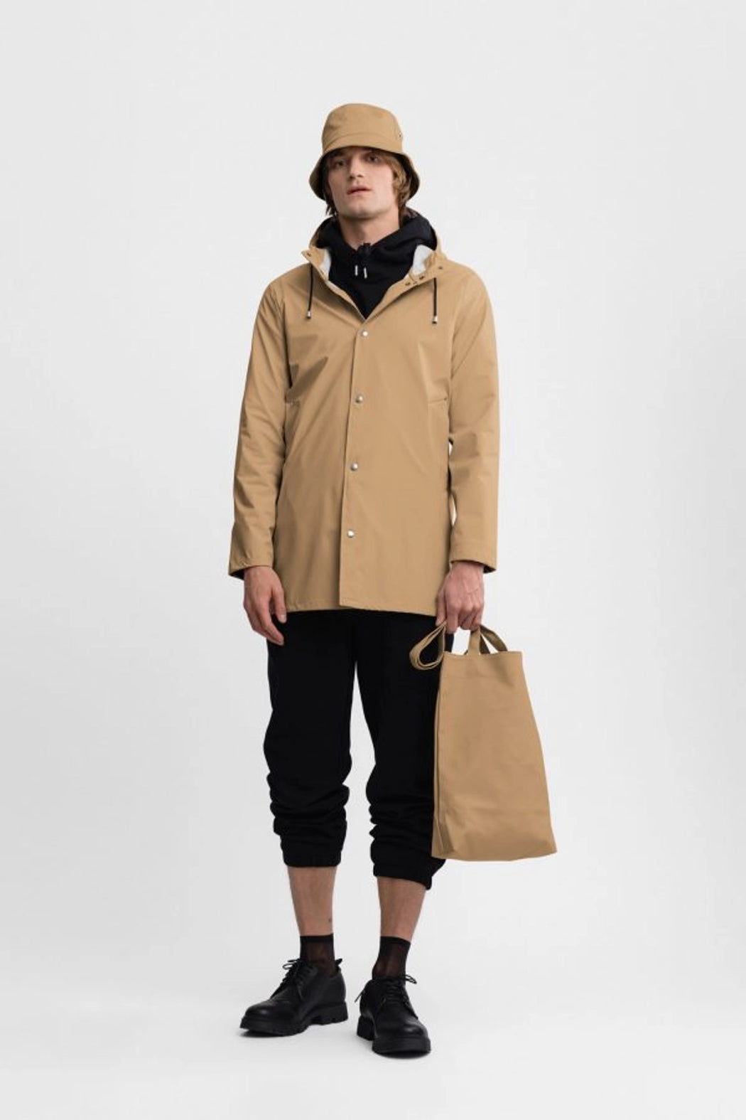 Stockholm LW Raincoat | Sand