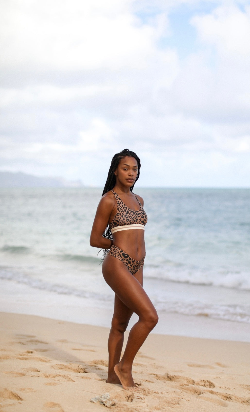 Shipwrecked x Mai Active Top