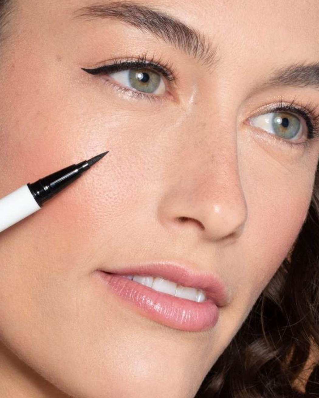 Clean Liquid Liner | Midnight Express