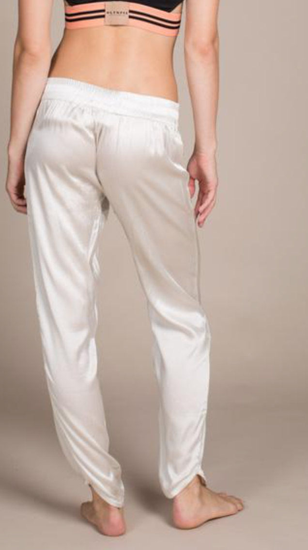 Inda Spring | Cream Jet