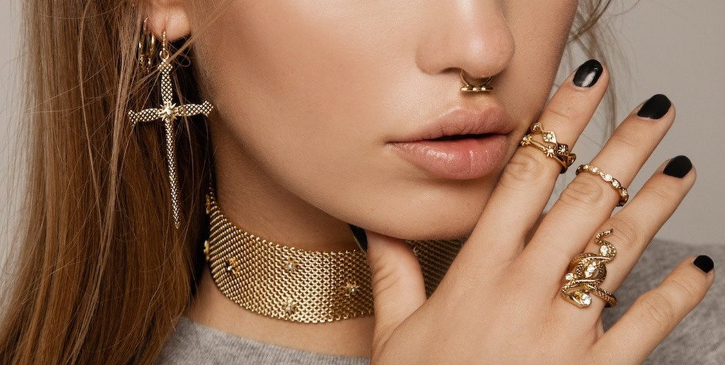 Revel Starburst Mesh Choker | Antique Gold
