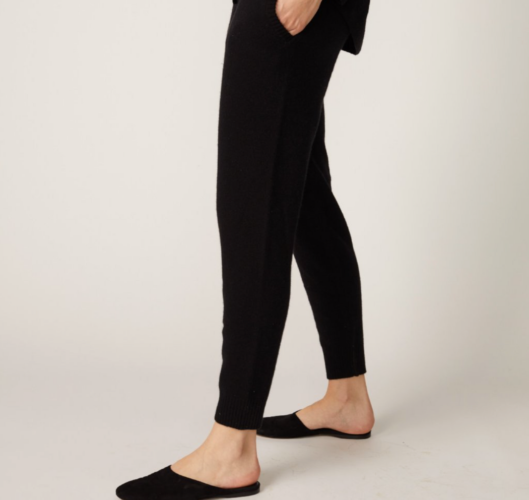 Cashmere Sporty Sweats | Black