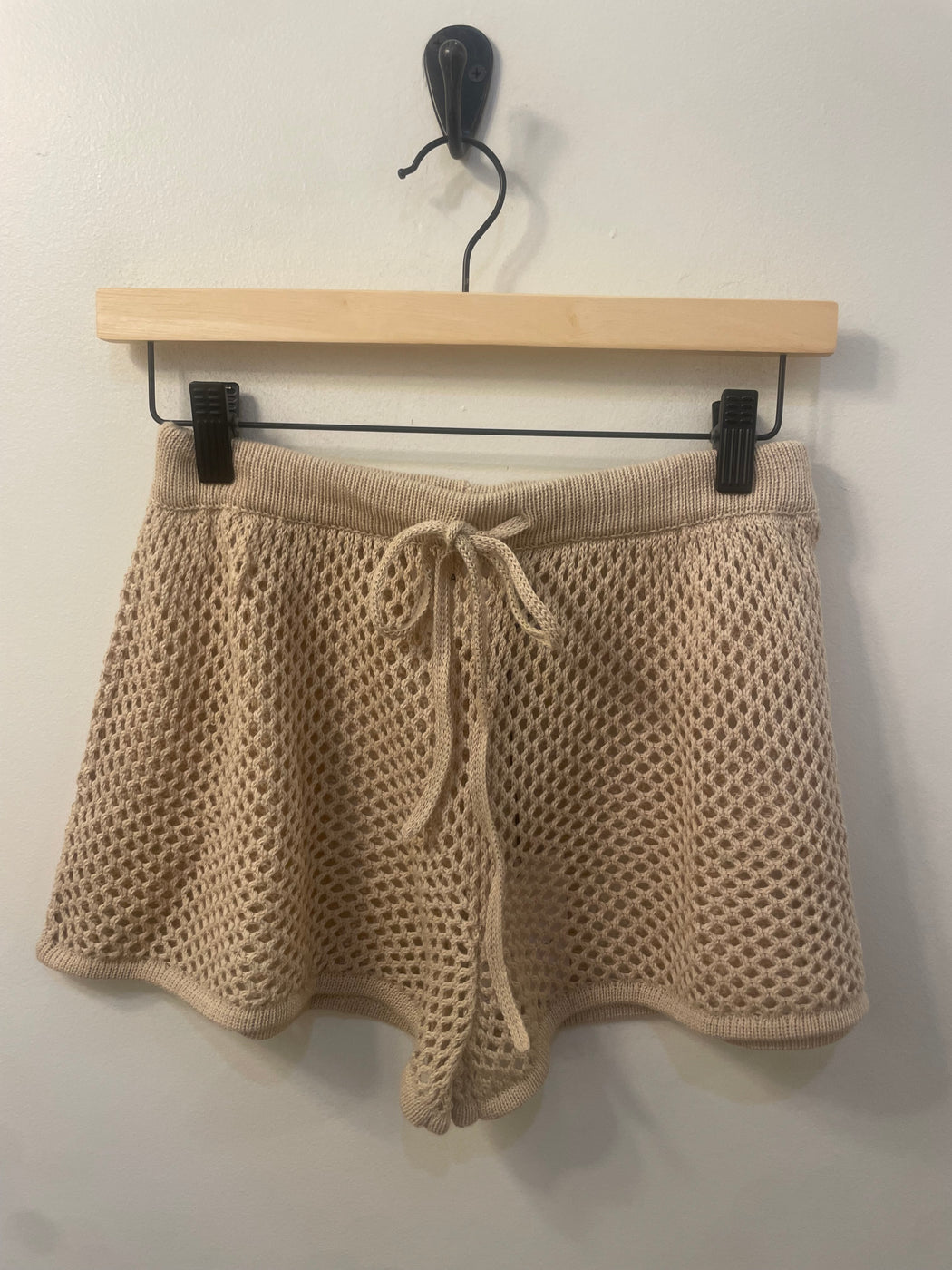 Naia Short | Beige