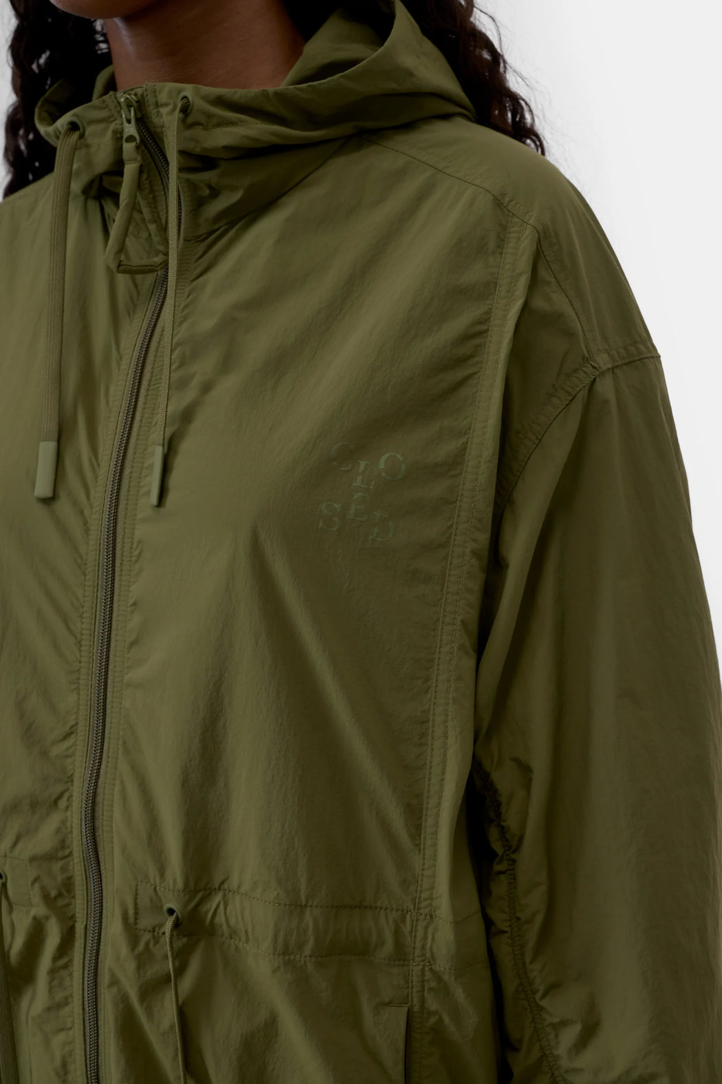 Airy Nylon Parka | Hunter Green