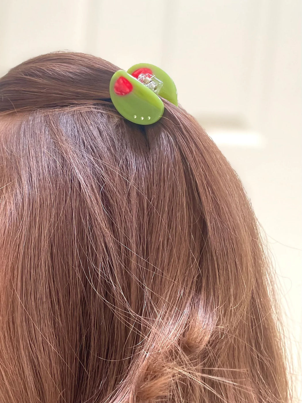 Olive Claw Clip