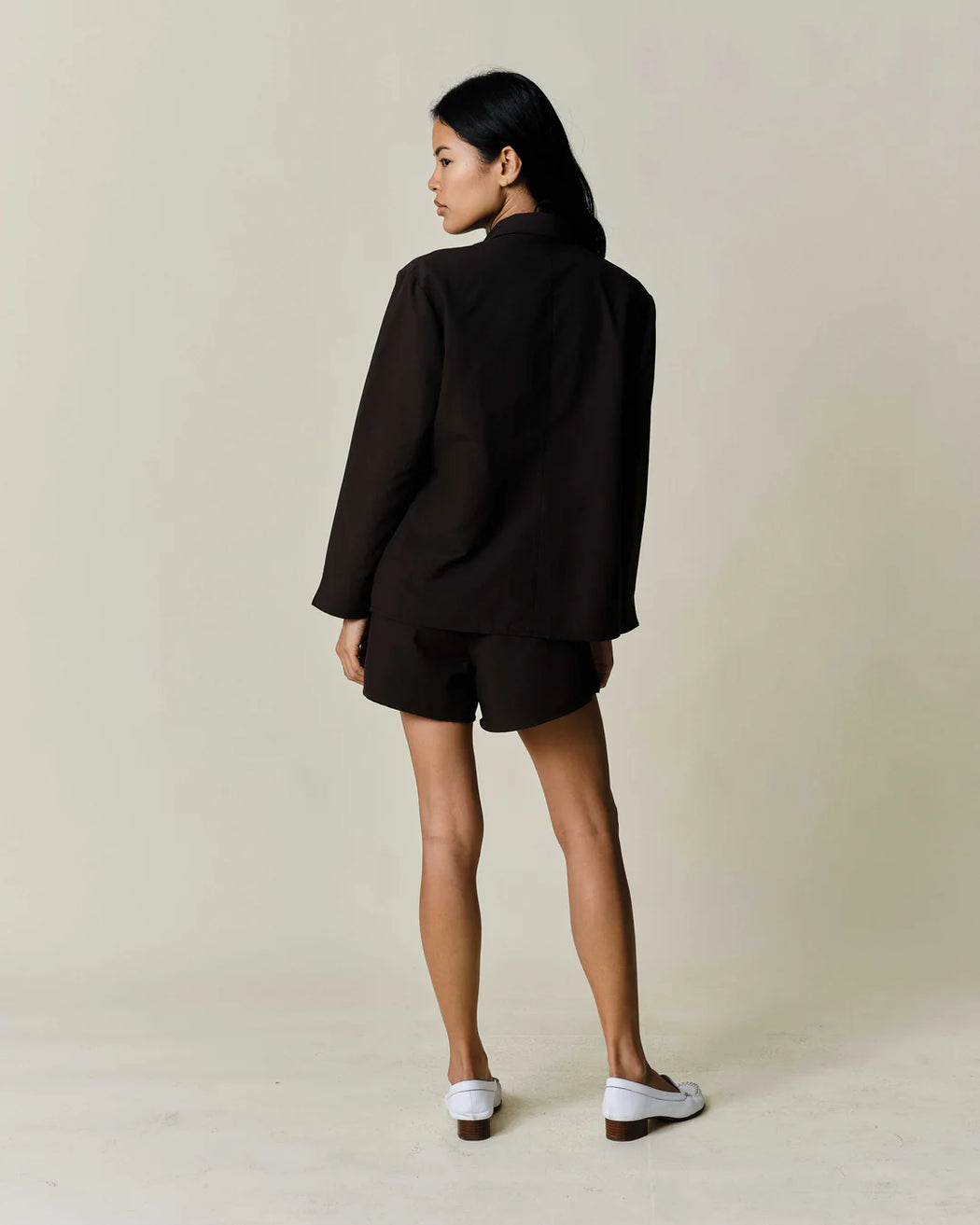 Easy Short | Soft Black