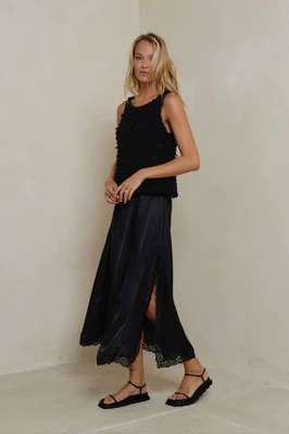 Patti Lace Skirt | Black