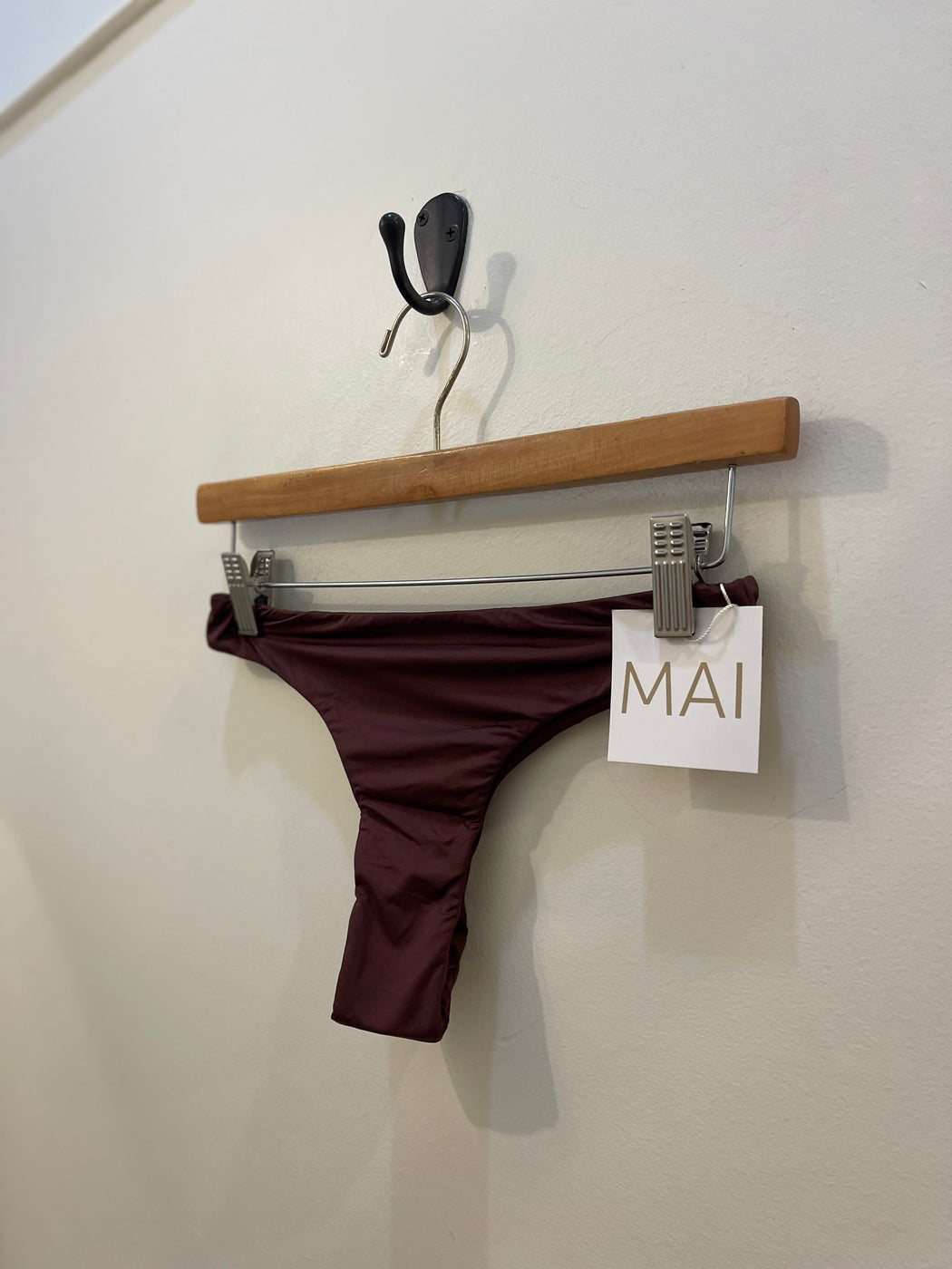 High Hip Bottom | Bordeaux