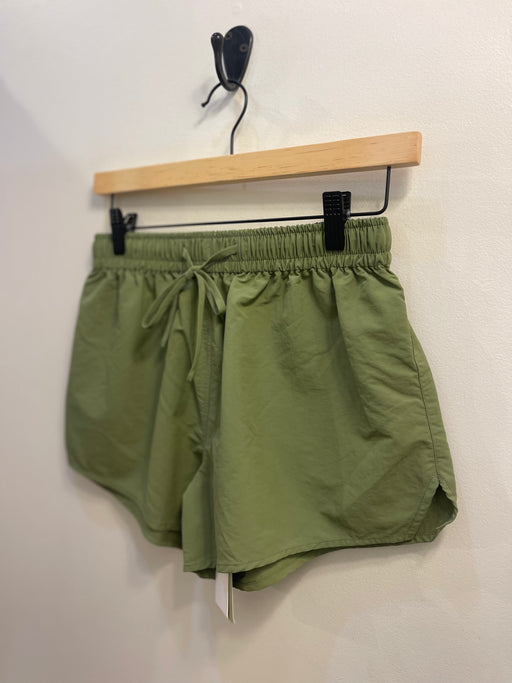 Easy Short | Green