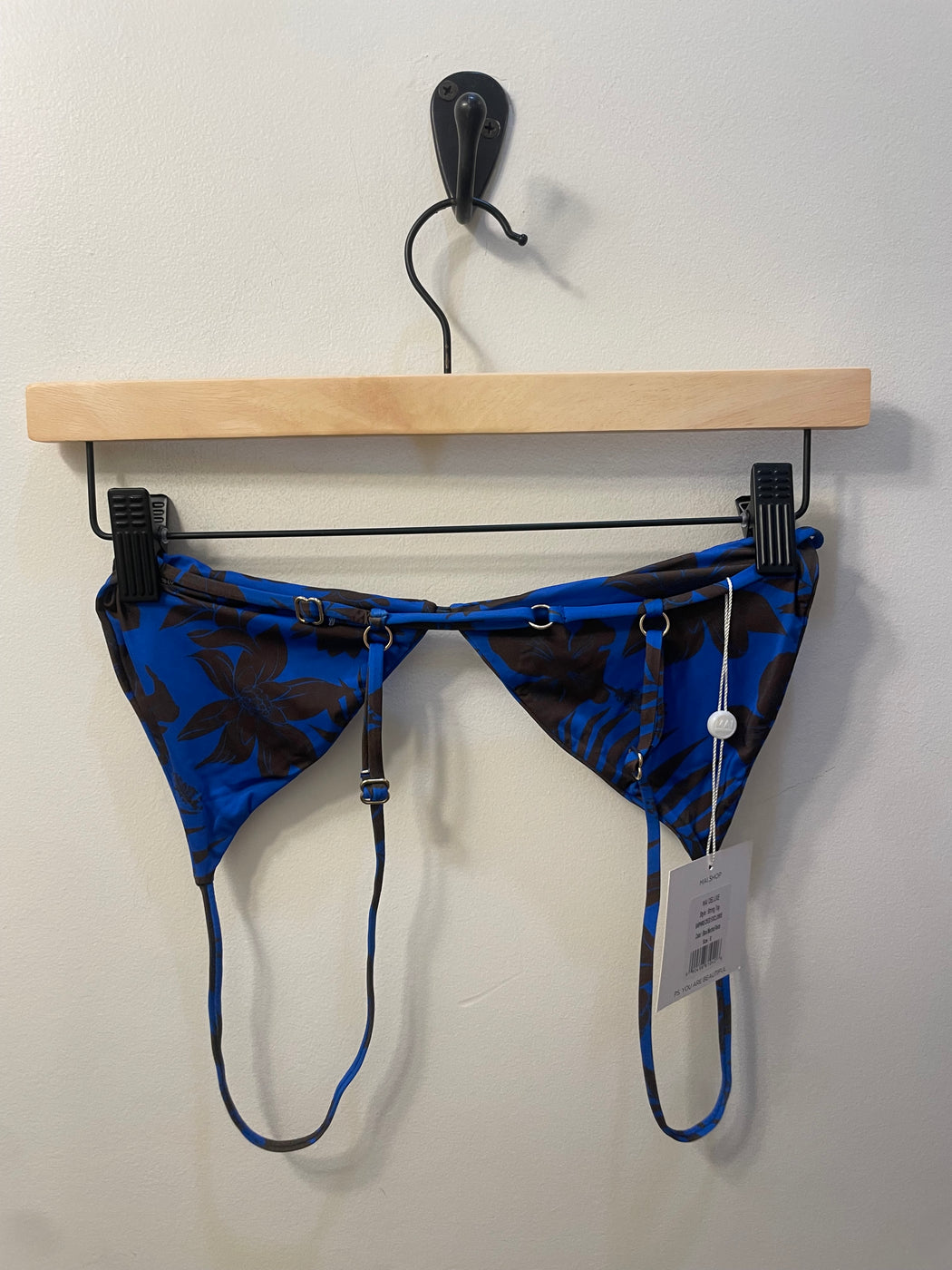 EXCLUSIVE String Top | Blue Mocha Floral