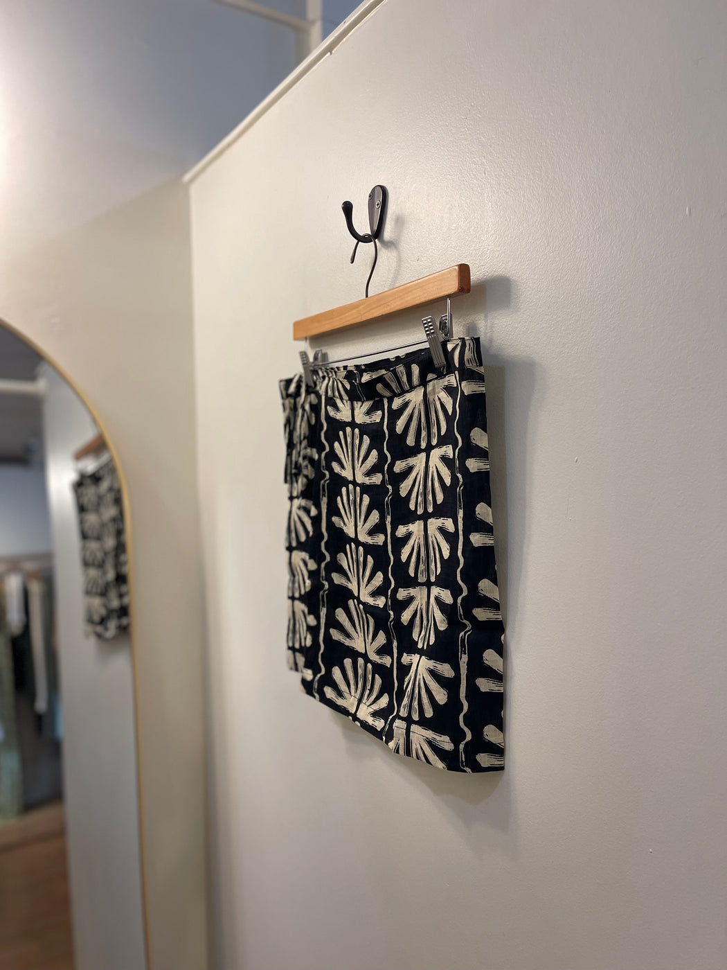 Birdie Linen Wrap Skirt | Marais