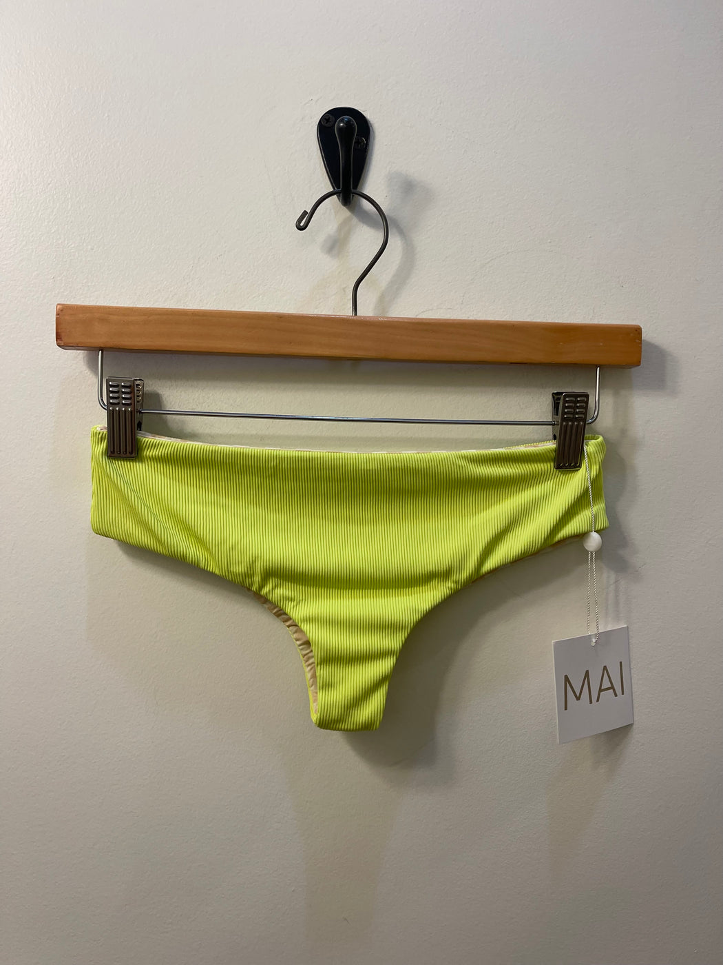 EXCLUSIVE Active Bottom | Neon Rib