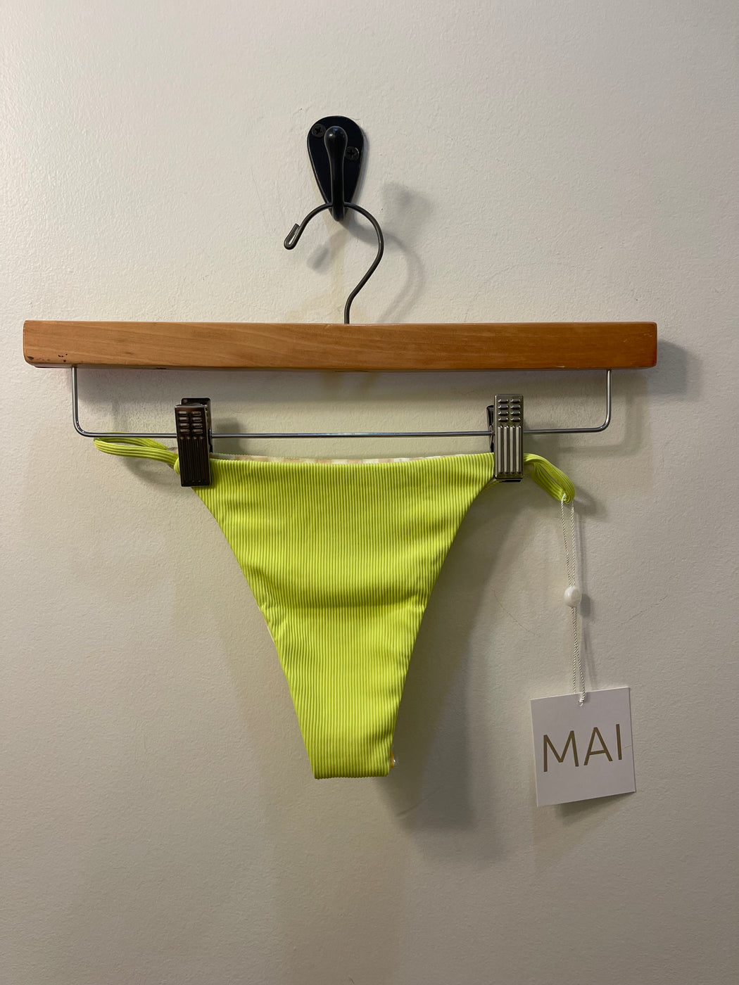 EXCLUSIVE String Bottom | Neon Rib