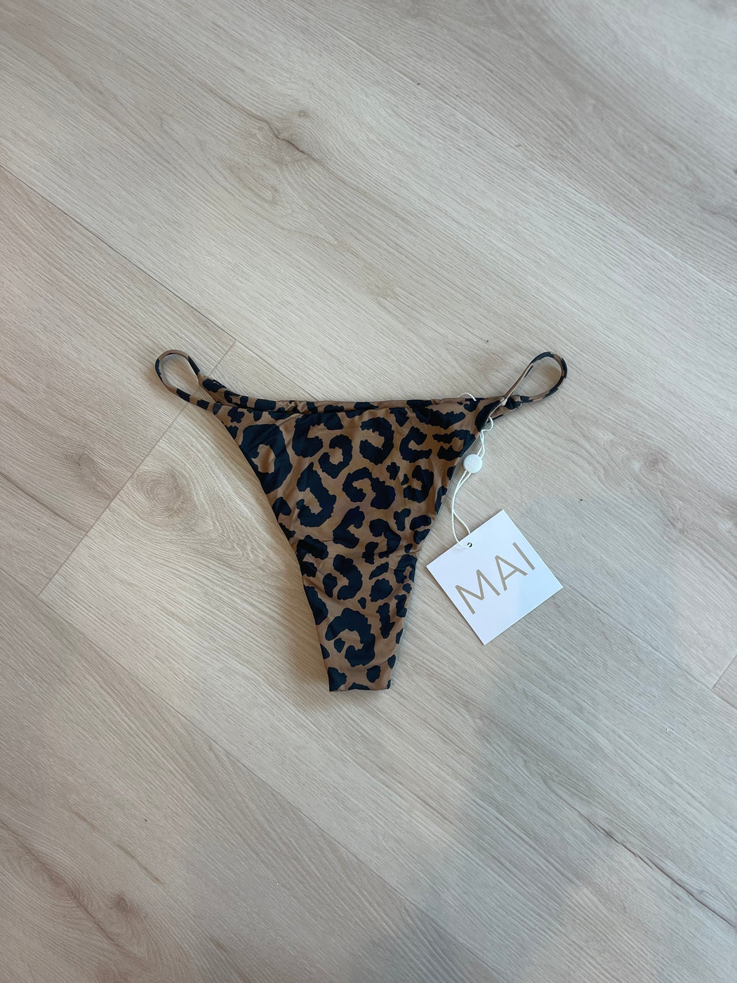 EXCLUSIVE String Bottom | Grande Animal