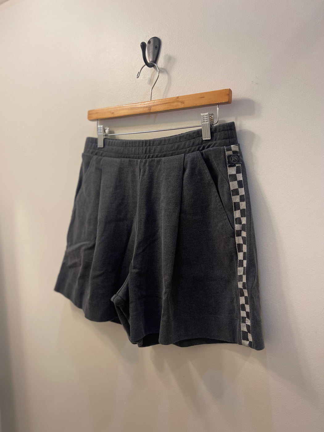 Mollie Short | Washed Black