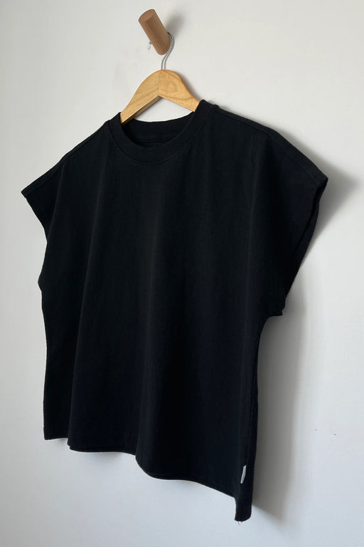 Jeanne Tee | Black