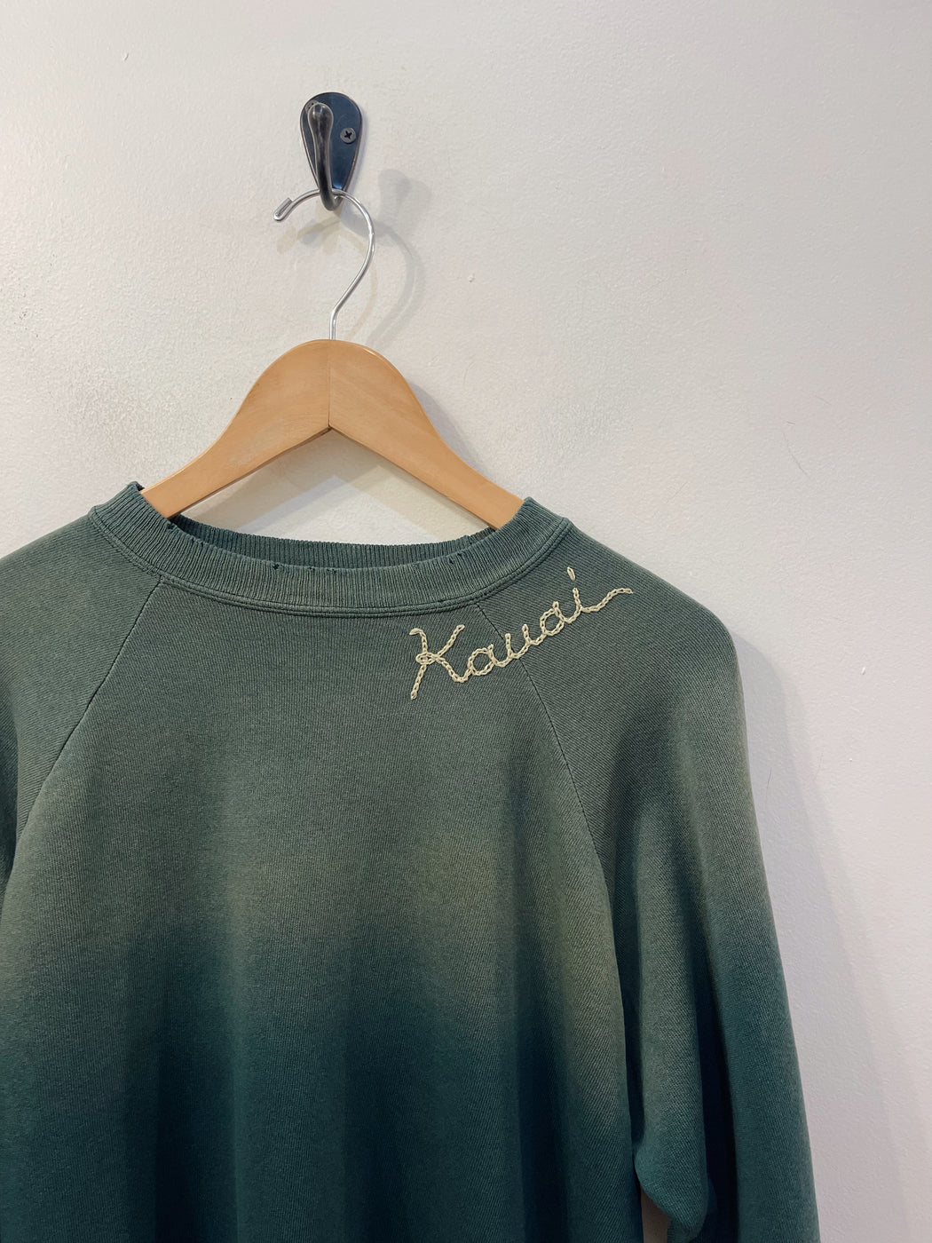 Kauai VINTAGE Sweatshirts l Earth Tone