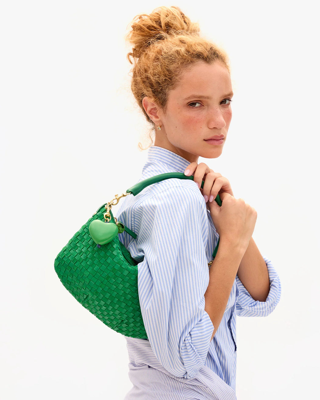 Petite Moyen Messenger | Leather & Suede Woven Checker in Grass