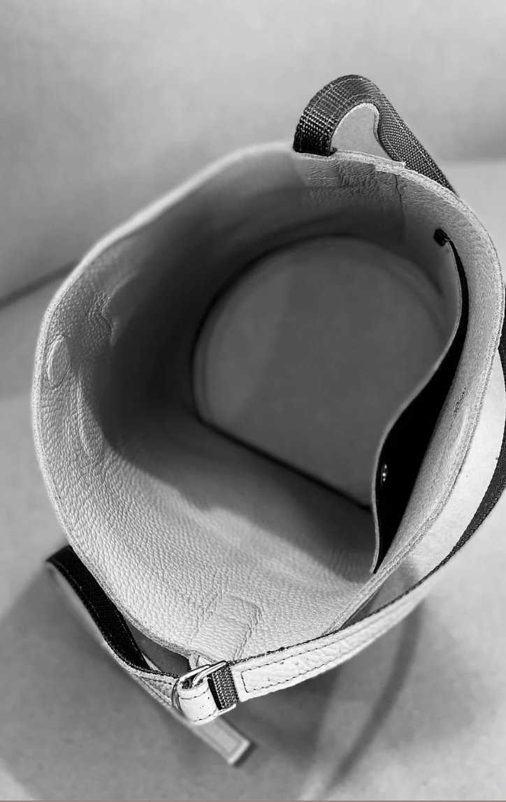 Bongo Bucket Bag | Carbon Black