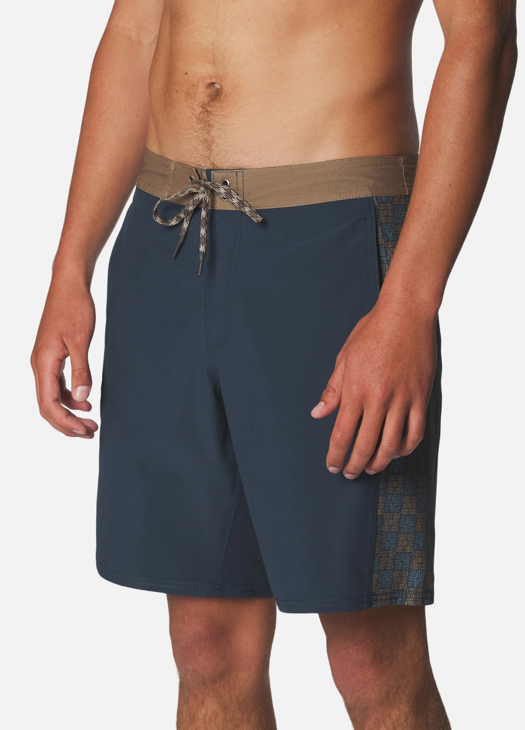 Resonate Hybrid Trunk | Sea Storm