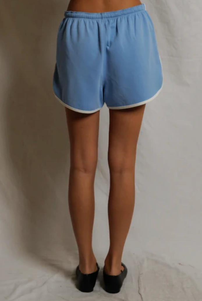 Leo Sporty Short | Pacific Blue / Ivory