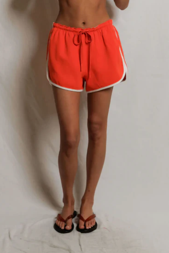Leo Sporty Short | Clementine / Ivory