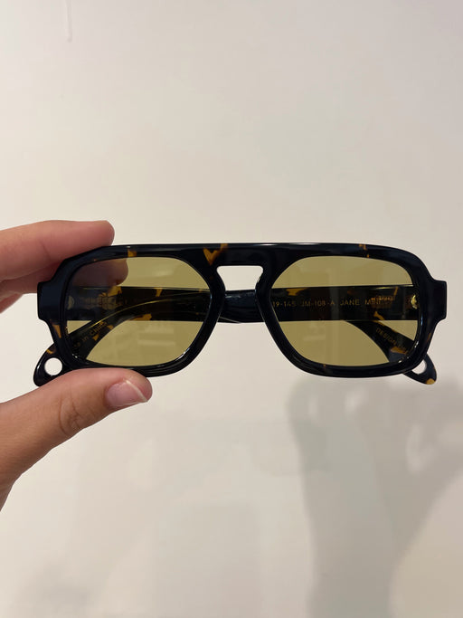Jane Mini | Dark Brown Tortoise/Olive Green Lens