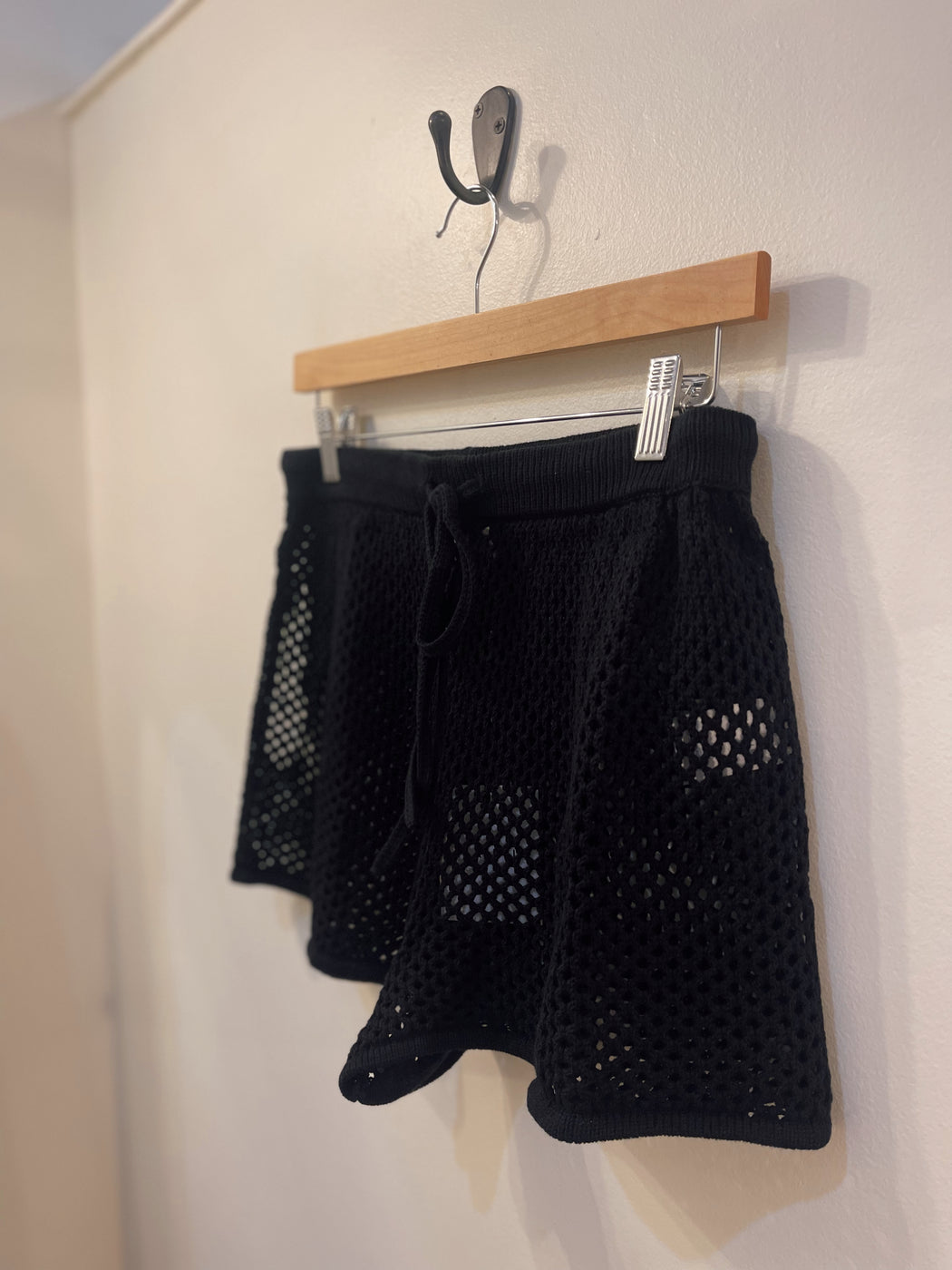 Naia Short | Black Knit