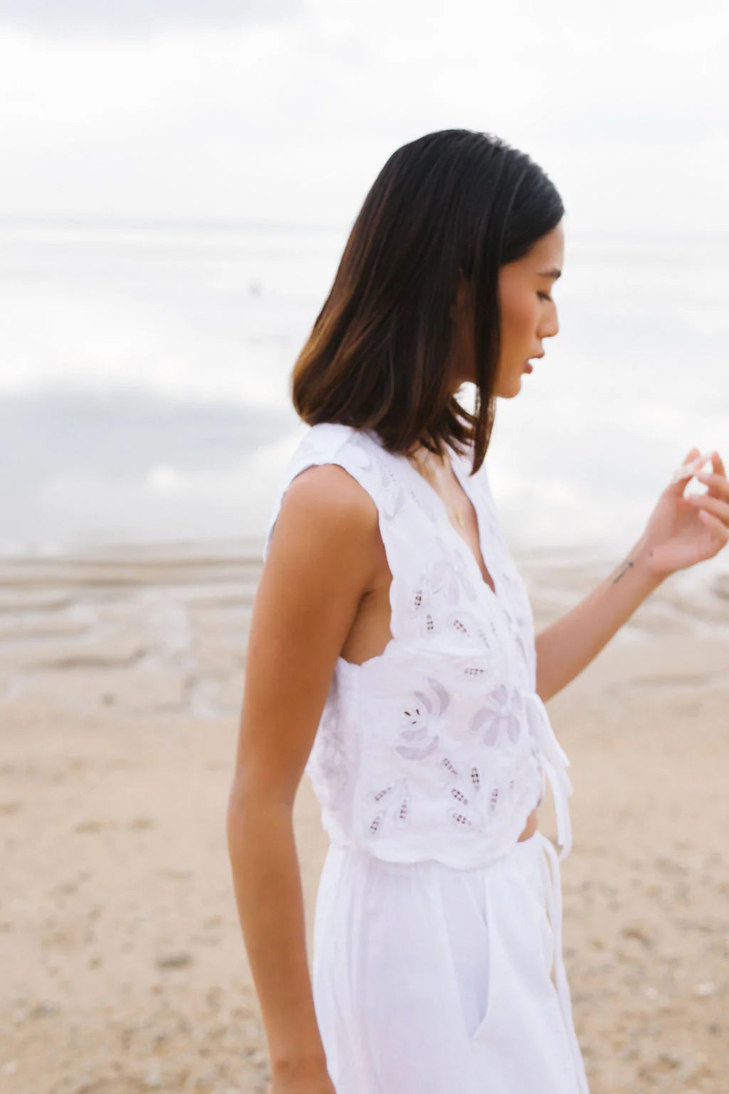 Flower Lace Vest | White