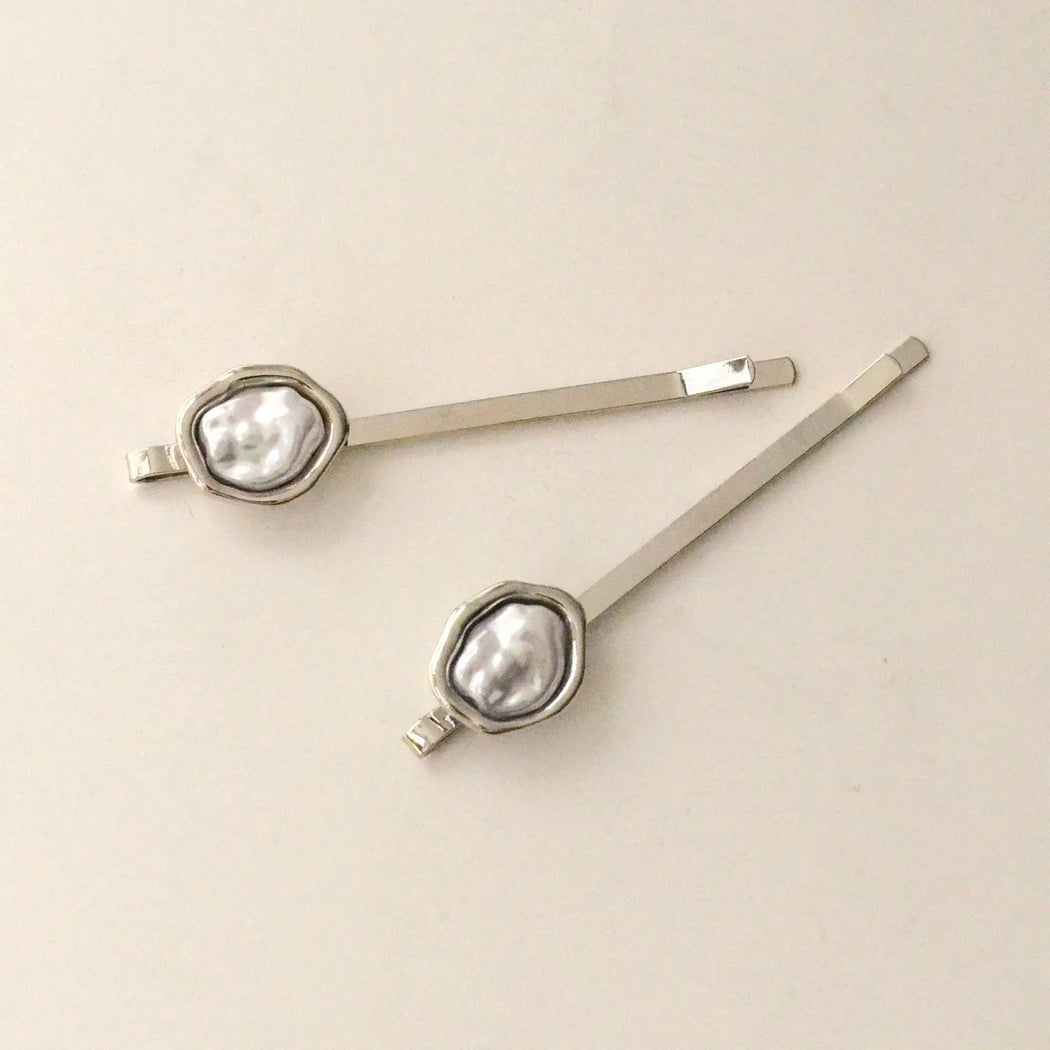 Freshwater Pearl Metal Hair Bobby Pins | Silver