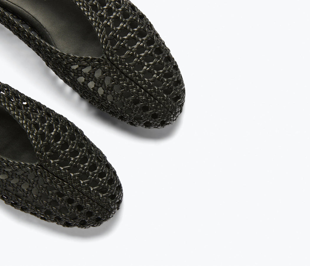 Riley Open Weave Ballet Flat | Black Woven