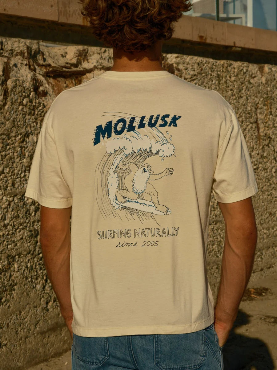 Surfing NaturallyTee | Natural