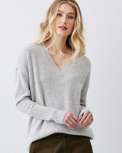 Siena V-Neck Sweater | Grey